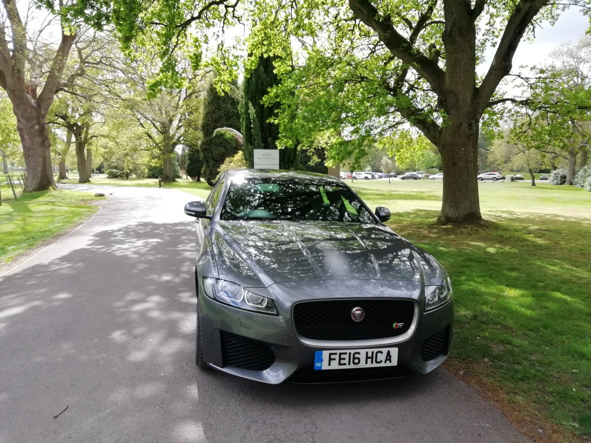 Just leaving Warbrook House beautiful place in Hampshire.

#warbrookhouse #warbrookhousehotel #eversley #hampshire #hampshirewedding #hampshirelife #chauffeurservice #hampshirechauffeur #berkshirechauffeurservices #weddingcar #airporttransfer #businesstravel