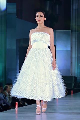 SAPICAmexico's tweet photo. “La nueva temporada de @calzadoefe es un tributo a la feminidad” desfile #MexicoEsModa con @BSantosOficial cobertura @FashionNews_MX https://t.co/EoSpd3m5k4