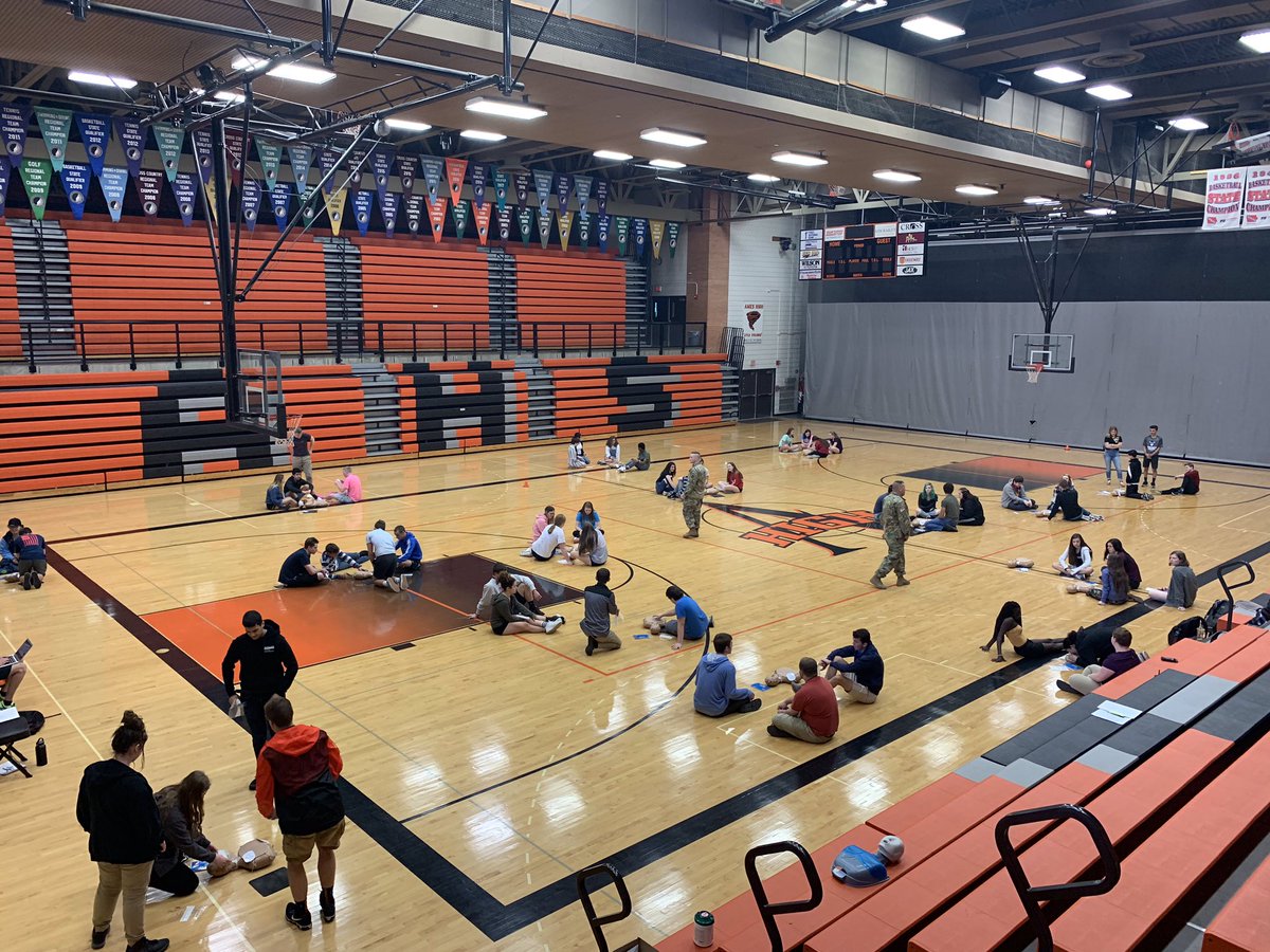 ACSD_News's tweet photo. Thanks to members of the National Guard who worked with Ames High students on CPR training. #AmesCSD #AmesHighPride https://t.co/9Yjc8bSLZc