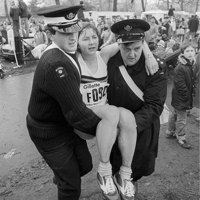 stjohnambulance's tweet photo. #ThrowbackThursday to 1981 where our volunteers covered the first ever #LondonMarathon. Only 3 days to go! 👏🏅 https://t.co/rS0wqrOE5r