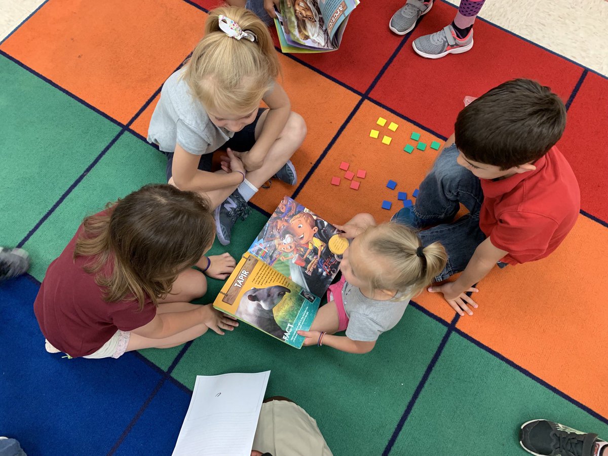 VCS_KatieC's tweet photo. Thank you @schoolsocialite and @vcs_Lonnie for letting Sophia come to school for Take Your Child to Work Day!! https://t.co/w3xLjL6rPM