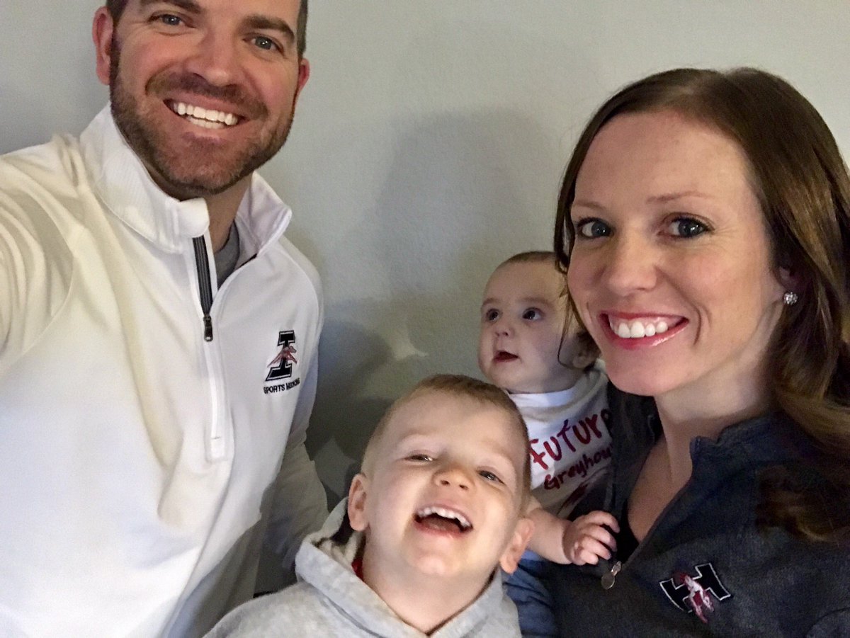 A family that ‘UIndyDay’s together stays together. So lucky and thankful to be back at this University. It’s where my career and family started, and we’re all back on campus every day! #UindyDay #GoHounds #AlphaDogs #UIndyFam 

 givecampus.com/mkvwq2
