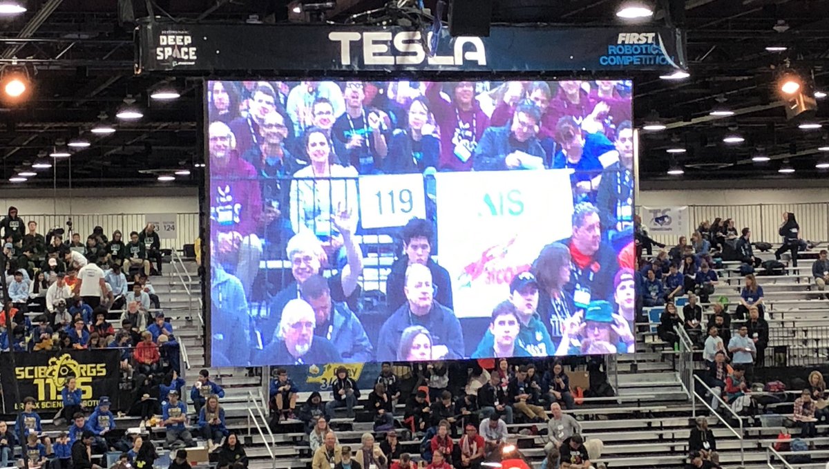 BrianLettinga's tweet photo. Two close matches this morning as we prepare to head into a much deserved lunch break. Three mor matches to go today.  Onward, Falcons!!   Jumbo-Tron loves us🙌🤩 https://t.co/Eh9004YnZo