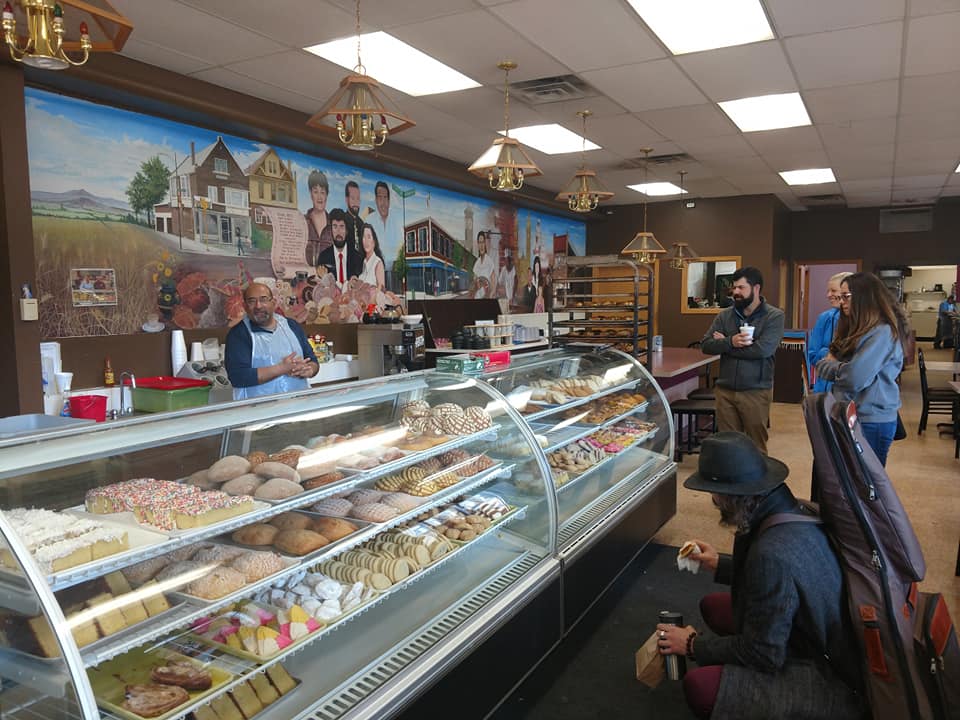 erikk292mke's tweet image. On behalf of @JeremyLFojut &amp;amp; I, thank you to everyone who stepped outside their comfort zone to participate in the @NEWaukee's @YP_Week #SideWAUKSession on #HistoricMitchellStreet.  #YPWeek #SideWAUKSession #NEWaukee