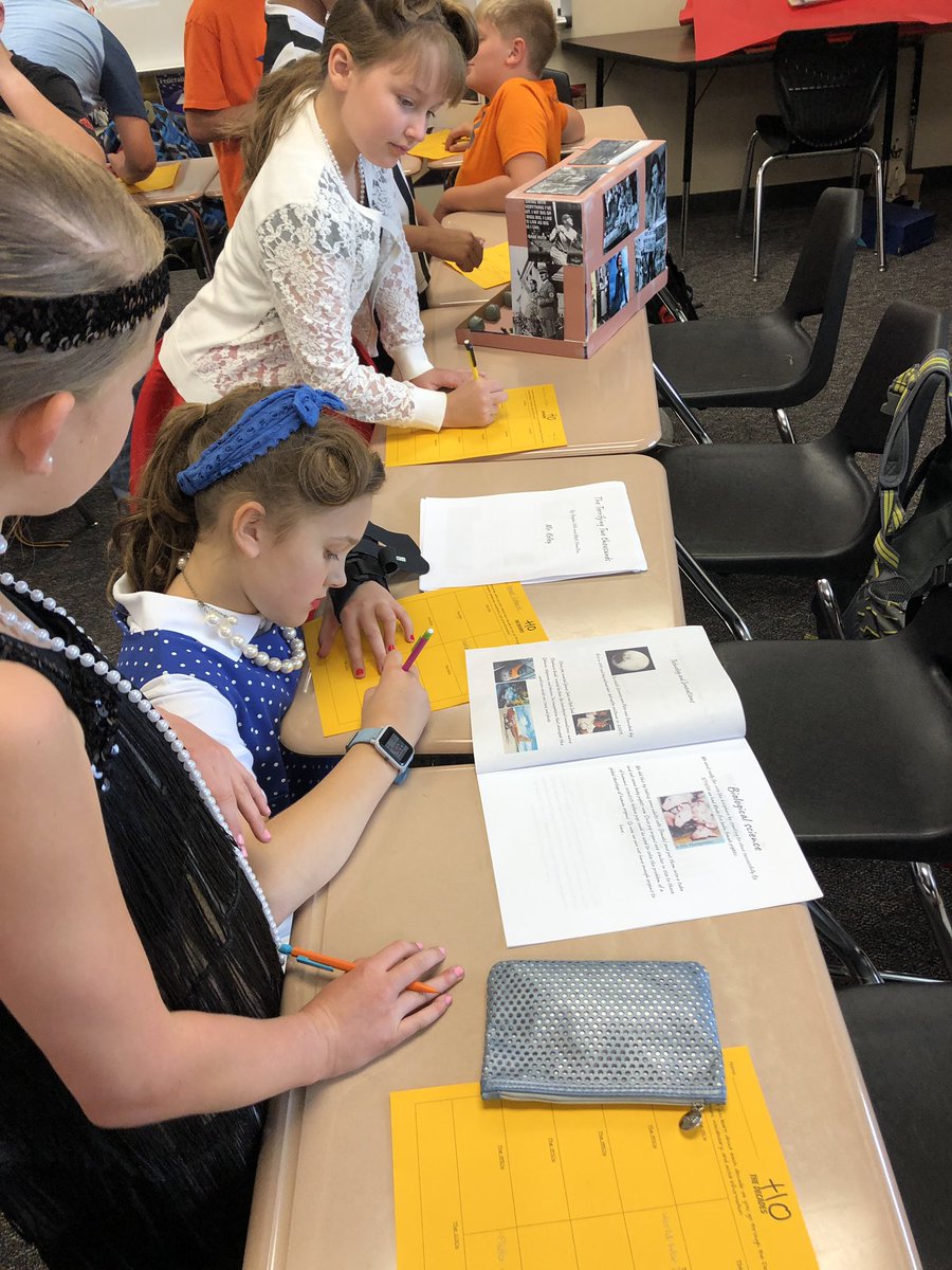 MrJoshKelley's tweet photo. Enjoyed the decades project showcase and seeing the students learn from each other @TISDOIS! #relentlesslearningforall #DestinationExcellence https://t.co/uEkPsFZ9U1