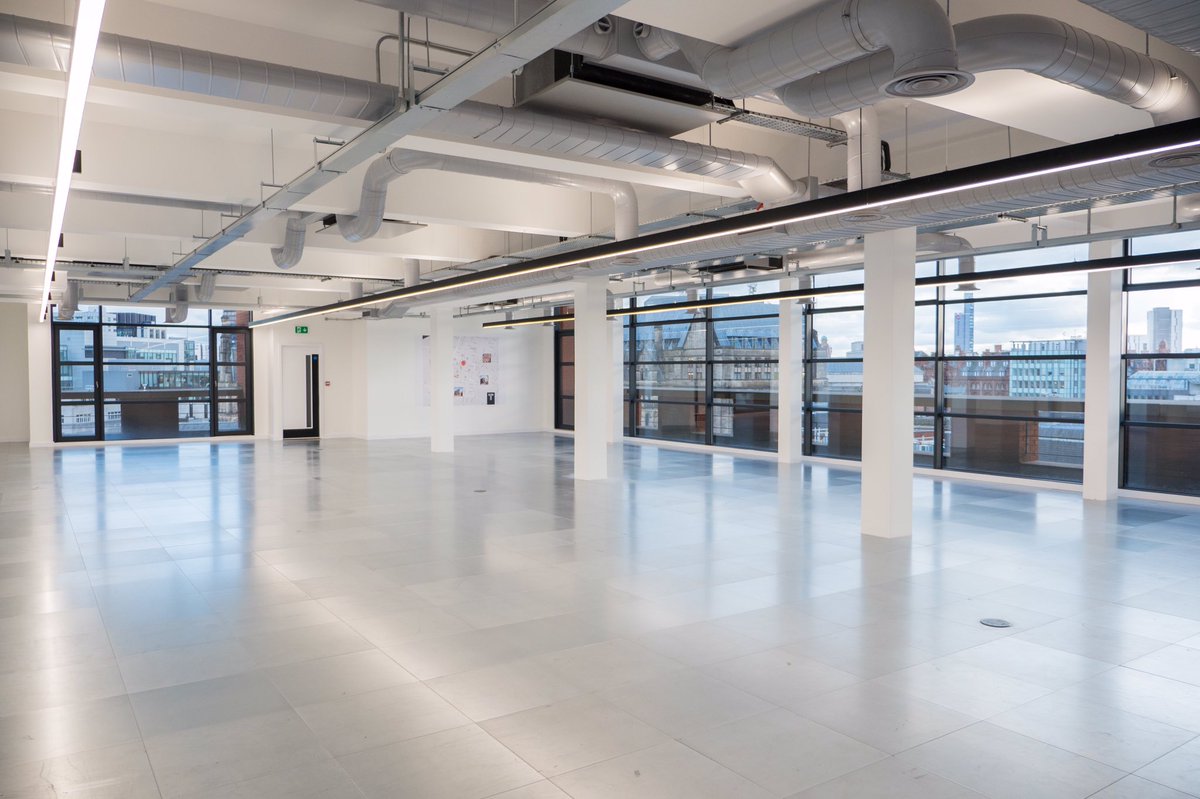 trinity_MCR's tweet image. With floor plates from 5,500 sq ft and suites from 3,000 sq ft, #TRINITYmcr offers flexibility for businesses to flourish and grow. 

For more information, and to book a viewing, contact the team @Savills @edwardsco_mcr @helicalplc 

#mcrworkplace #helicalplc #manchester