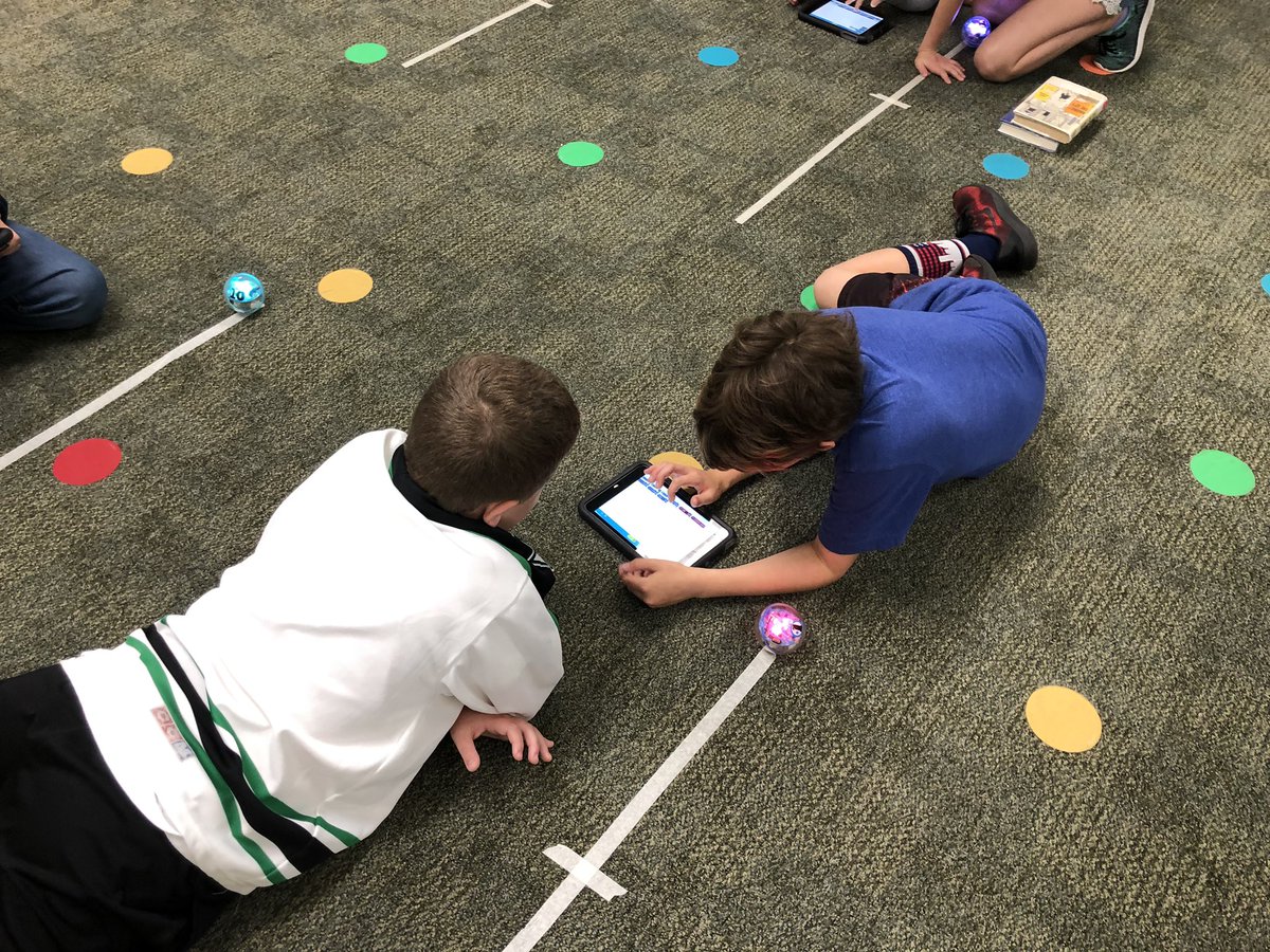 Little ES Library tweet media