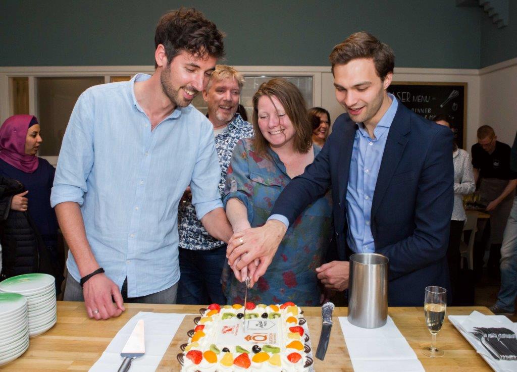 Sneller inburgeren en sneller aan het werk door nieuwe Utrechtse aanpak bit.ly/2Dxhiis