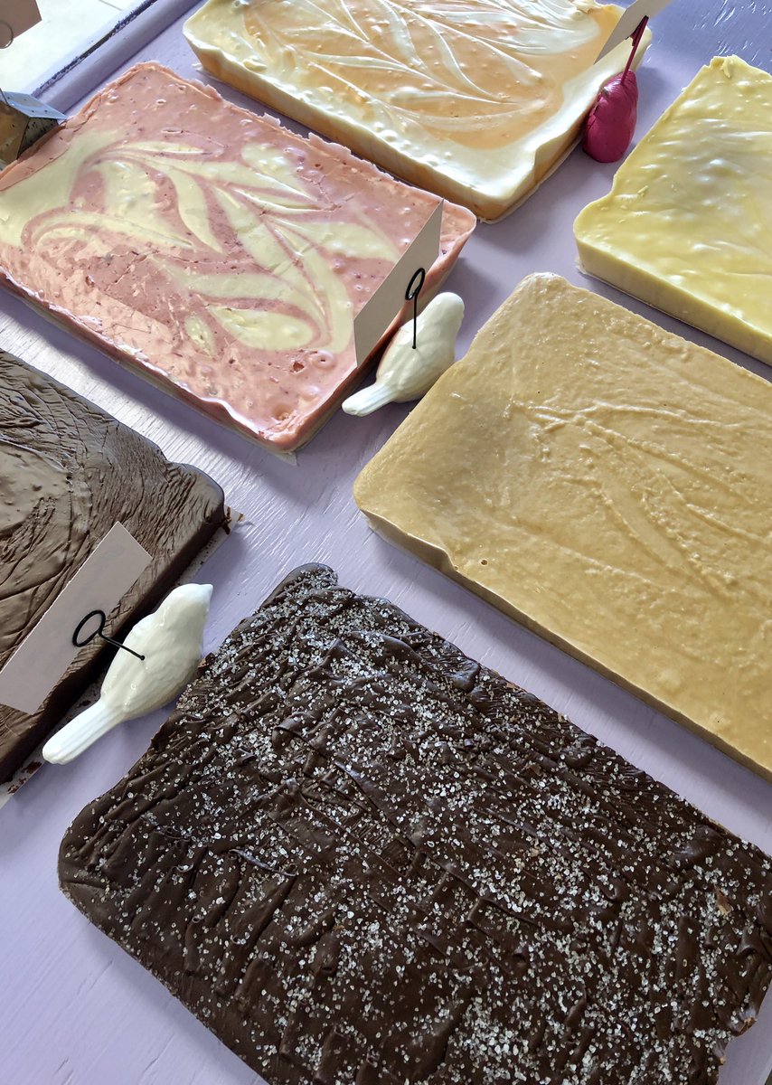 CCBeeCompany's tweet photo. It is the simple things in life that brings joy...like our new fudge that we have in by The Blue Ridge Fudge Lady! Today we have Strawberry Cheesecake, Lemon Cheesecake, Chocolate, Peanut Butter, Orange Cream, and Dark Chocolate Caramel Sea Salt. 😋 OPEN until 5:00 P.M. #fudge https://t.co/DPeKhFm0to