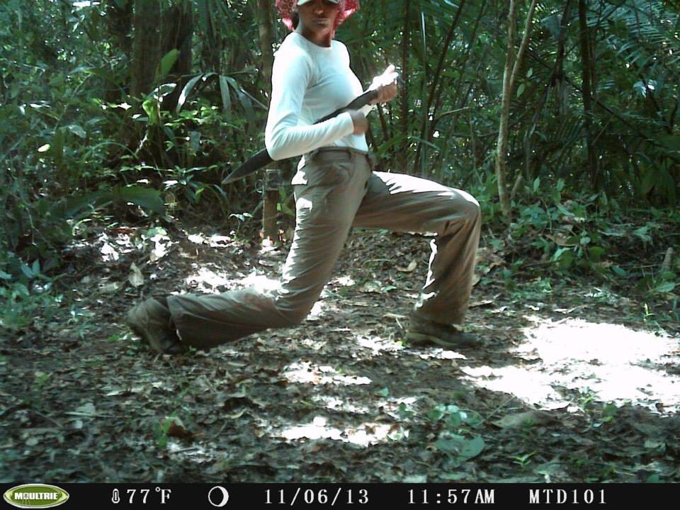 pallavi_siraj's tweet image. When you find embarrassing old pictures of yourself doing fieldwork I think it’s a requirement to post it on social media. I was just making sure the camera worked, that’s all. Totally  NOT goofing off in the field. #fieldworkfail #CameraTrapping #tbt @whapavt @marcellajkelly