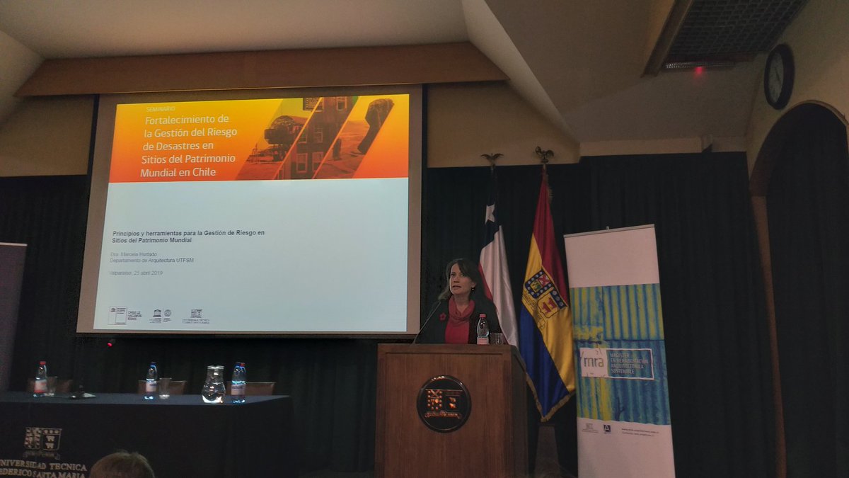 @HurtadoMarcela hablando de la importancia de la gestión de #riesgos en Sitios de Patrimonio Mundial. Seminario en #UTFSM. @patrimonio_cl @MujerArquitectA