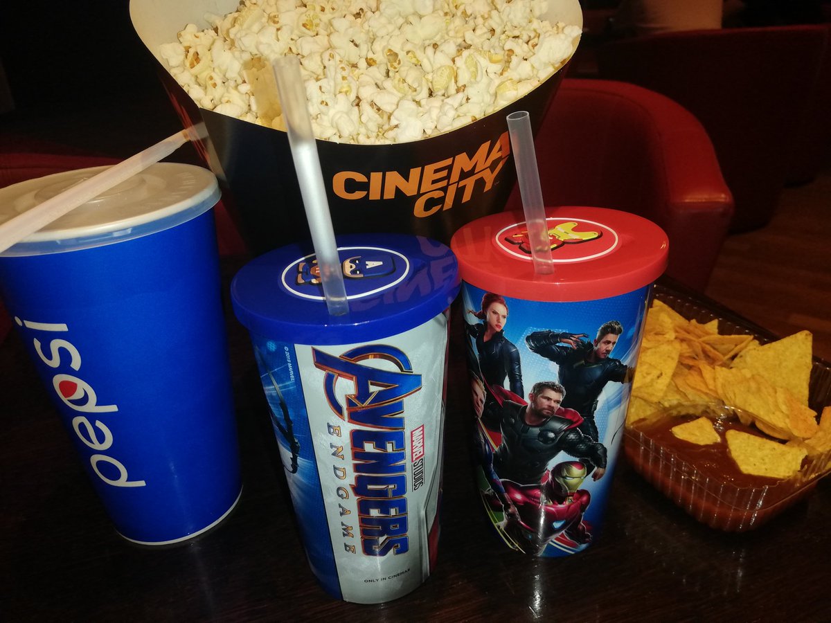 _pau_la__'s tweet photo. I am so NOT ready for this 😱😱!!! #Avengers #Endgame
#20MinsLeft https://t.co/uenj0xi3oy