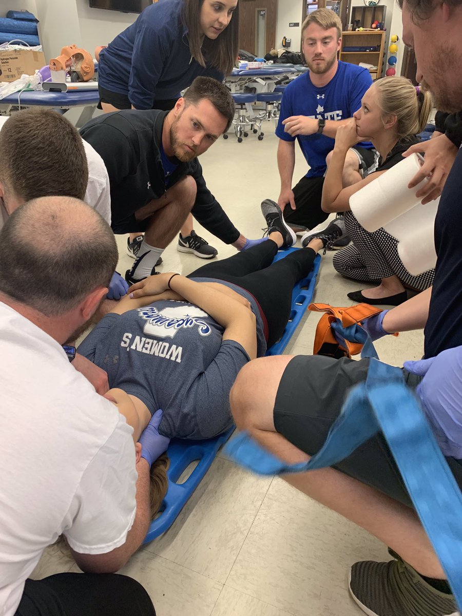 NICER_Lab's tweet image. @isuathltraining practice spine boarding including 8-man lift, log roll push, and log roll pull techniques! #DATWeekend