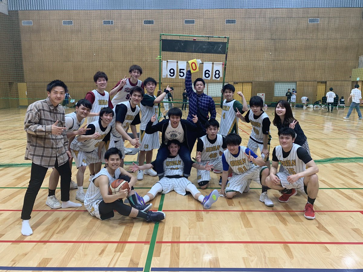 VAVAN9's tweet photo. 新チーム始まっての初の春連盟💪
vs キャメル  95対68 勝利しました🏆
今のVAVANは3回生西田しんじが居ればなんとかなる。
そのような状況です。
次はインディアンズ…とりあえず頑張ります💪
今日のMVPは��…
西田しんじと宇都宮健輔の2人です🤩 https://t.co/5u8v1jyugT