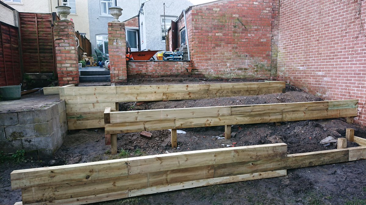 GandJLandscapes's tweet photo. Managed to install some more sleeper retainers despite the nasty storms today 💦 ☔ #nottingham #Landscaping #gardendesign #radcliffeontrent #Creatingyourperfectspace https://t.co/ACv8ewCRCD https://t.co/6p0tuwsmo1 https://t.co/RCVBiqRAQ1
