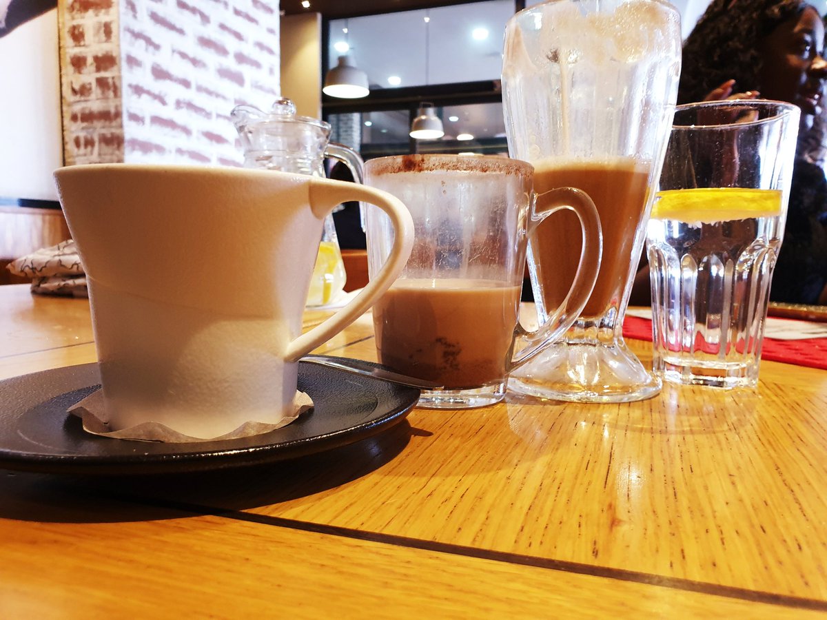 JoziStyle's tweet photo. A breakfast fit for a king or a queen - even if they're banting or not!
#DineJoziStyle
#MenuWithMore
#InspireGenerosity
@Mugg_and_Bean https://t.co/DYbCZTGwlM