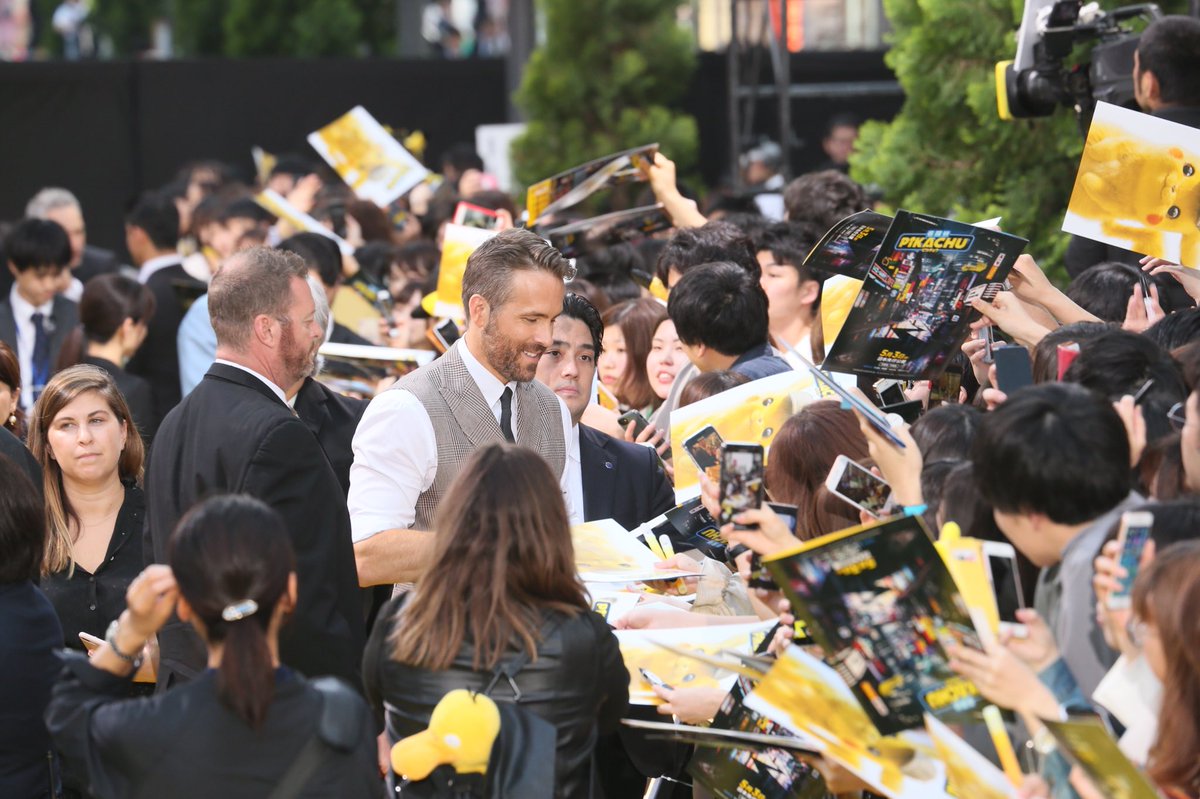 DetPikachuMovie's tweet image. The cast &amp;amp; creators of #DetectivePikachu on the Yellow Carpet in Tokyo, Japan. ⚡️🔍