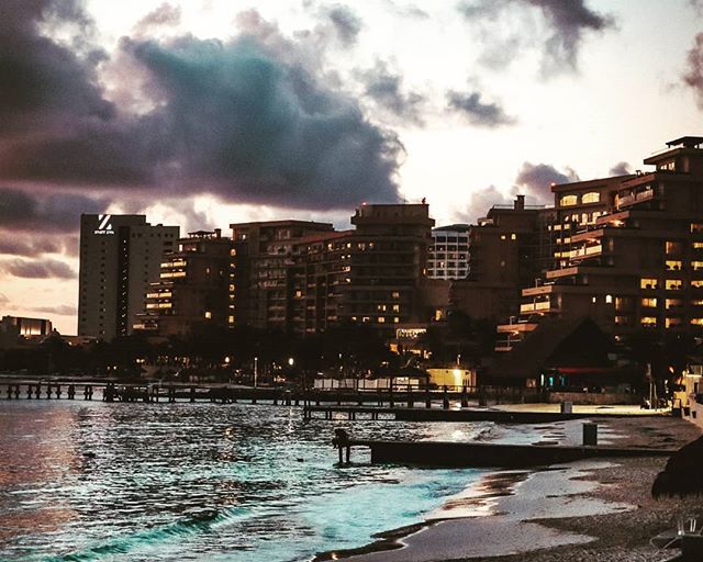 Charles_Inman's tweet photo. Day 73 - night shots are so difficult 
#Urbex #UrbanExplorer #SonyAlpha #Sonya6300 #Exploring #Photography #Photooftheday #thelensbible #landscapephotography #Lightroom #PhotoEdits #Editing #Urban #Explore #Camera #Explorer #Travel #Adventure #Location #Discovery #Nature #So… https://t.co/QlisTwr0QI