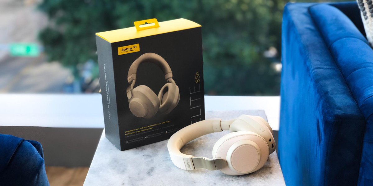 BBYInfluencers's tweet photo. Come experience headphones that automatically adjust to the sounds around you with @Jabra_US  headphones. https://t.co/onzBk3XZQj #Mom2Summit #BestMoms https://t.co/EmeMy15QjF