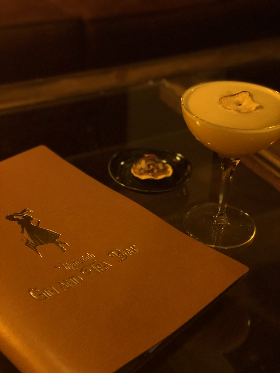 memsahibgin's tweet photo. Our 241 Punch Cocktail deals are on every day of the week - come and sample our new punch menu between 5-7pm and get twice the gin! This one is the Princess Peach, made with fresh peach puree and our own infused Peach &amp; Papaya Gin.  #memsahibgin #twoforonecocktails #cheltenham https://t.co/yO4KXhPJ2G