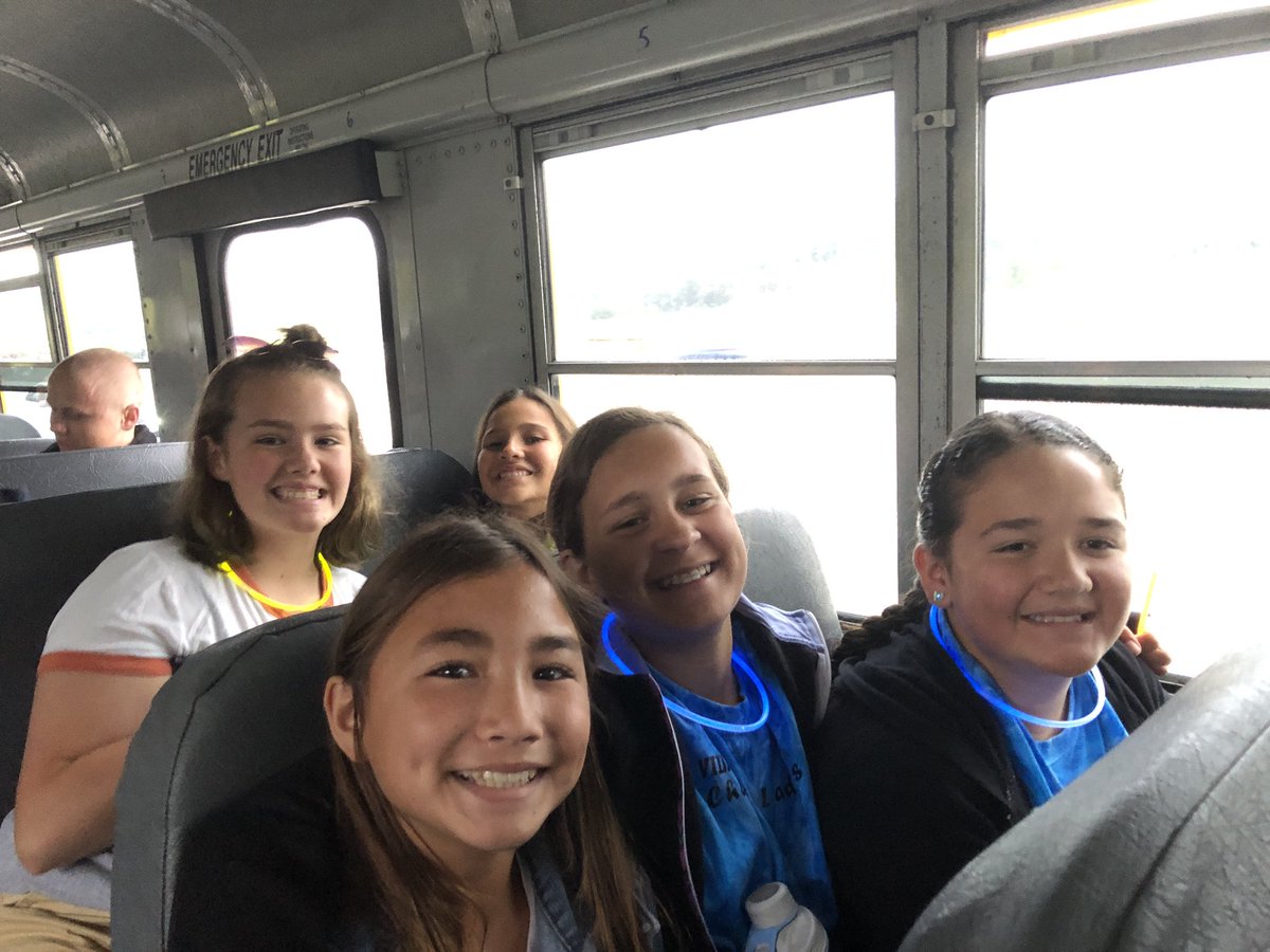 KimKriedeman's tweet photo. Character leaders @VIDADreamers celebrating WE Day with a crazy 2 hour bus ride, but they are ready with some face painting and glow bling!! https://t.co/awPYoecJcQ