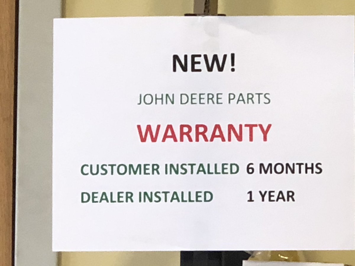 coplanmowin's tweet photo. 👏👏👏 that is pure genius! 👋@JohnDeere, insulting customers intelligence! https://t.co/vnOGjRRhzj