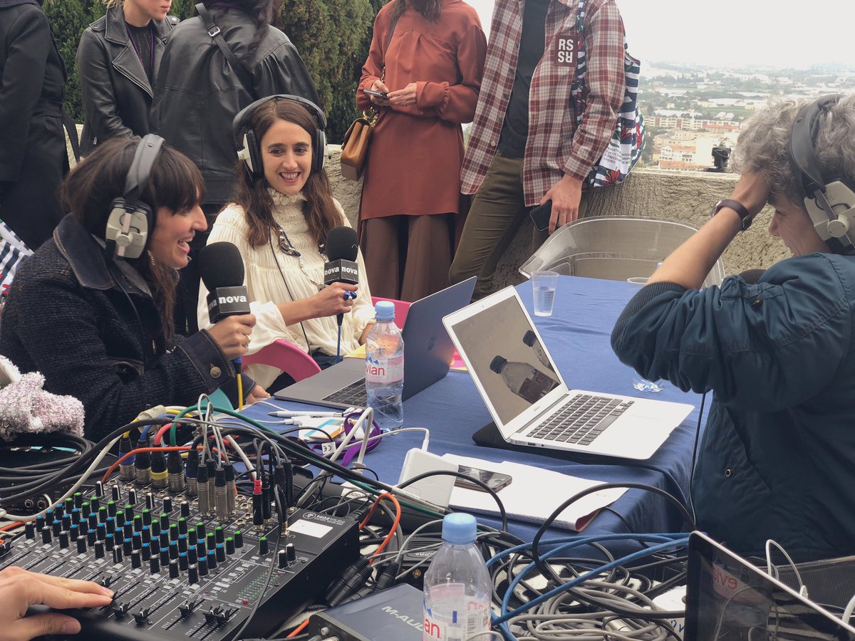 Natacha Ramsay-Levi, directrice artistique de Chloé, présidente du jury mode du Festival international de mode et de photographie de Hyères à notre micro, en direct de la <a href="/VillaNoailles/">villa Noailles</a> #hyeres34