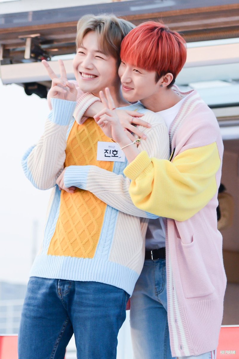 huifiles's tweet photo. 190424 ミ☆ #HUI #후이 #JINHO #진호
↳  hui param https://t.co/sPORSMezLo
