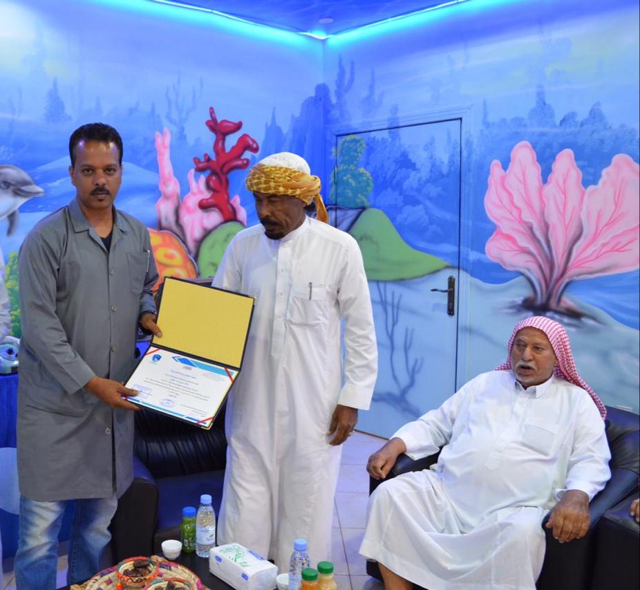 CAF_Yanbu's tweet photo. بختام البرنامج التدريبي الثاني  لبرنامج الملاحة البحرية والصيد #لمركز_جمعية_ينبع_لتأهيل_الصيادين_للتدريب اختتم البرنامج على شرف سعادة مدير الثروة السمكية الاستاذ/أسامه الأحمدي
وكبار الصيادين
رئيس مجلس الجمعية/حامد النزاوي
د.عادل
شيخ طائفةالصيادين
@saadalsuhaimi_ @Ali_Alshaikhi1 https://t.co/Yfq3N2vNv5