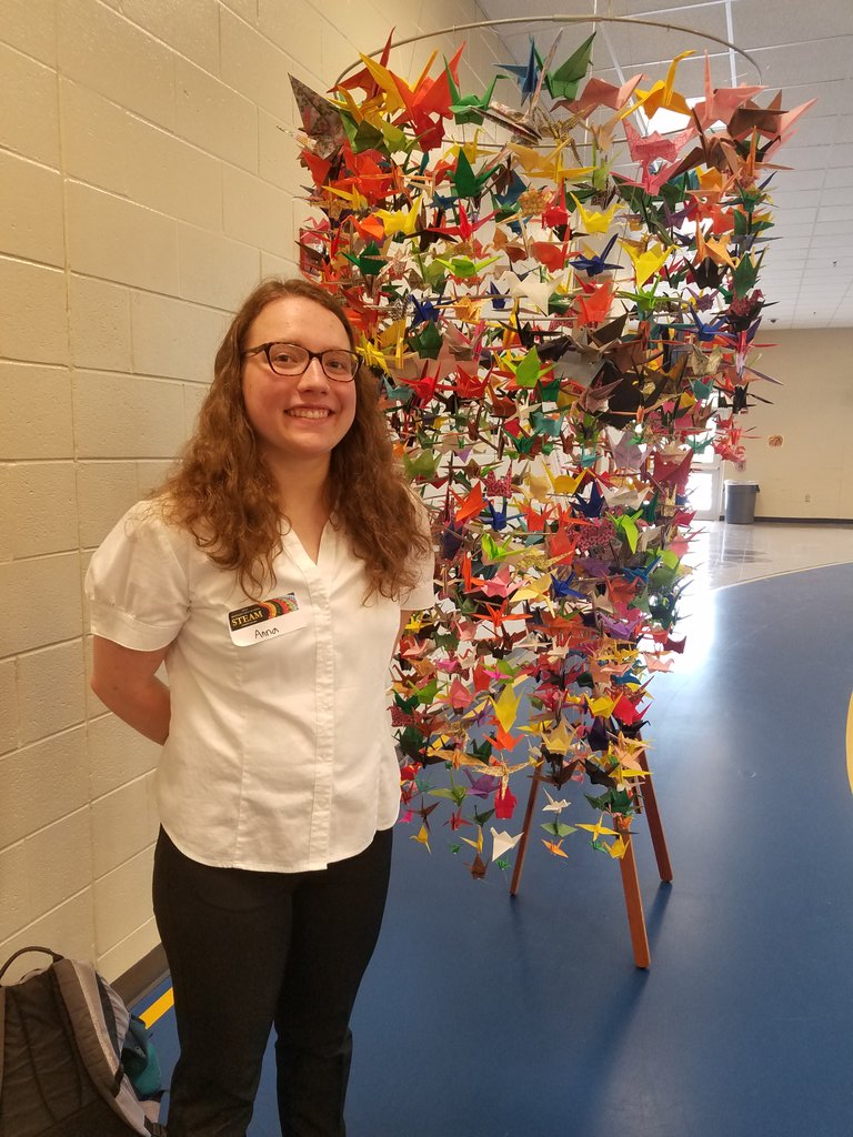 WheelerMagnet's tweet photo. Cranebow chandelier at WHS STEAM Symposium! https://t.co/GzPv4eR5EM