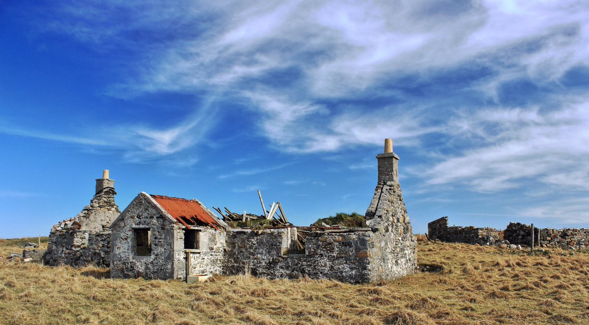 Abandoned crofthouse, North Uist