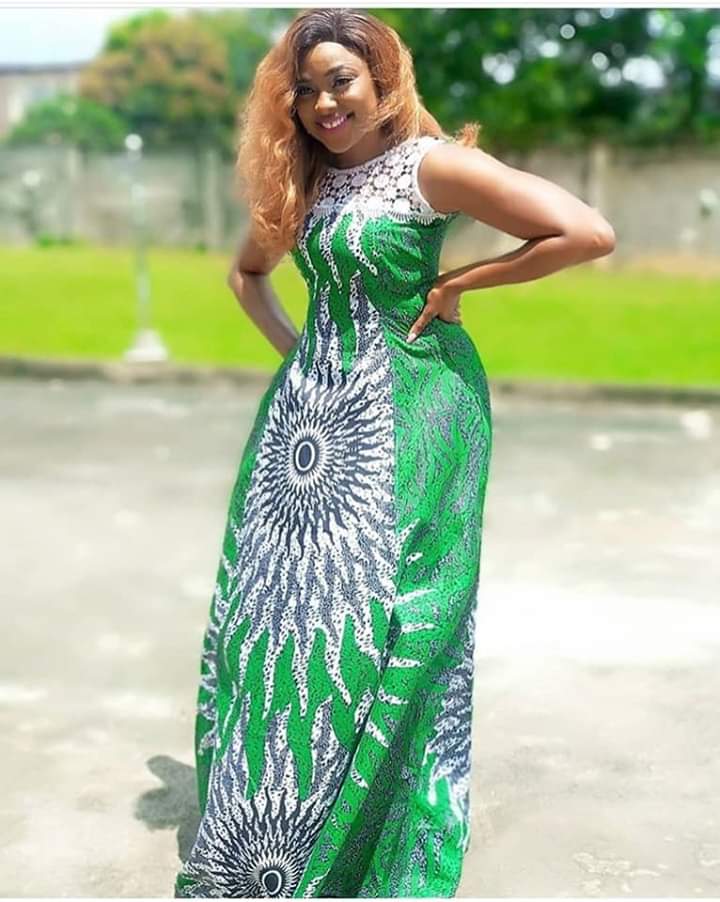 divinescouture's tweet photo. African print dress the best.... #africanprintdress #handmade #WomensWorlds #fashion #etsyhandmade #etsy https://t.co/Fq9ugf06BN