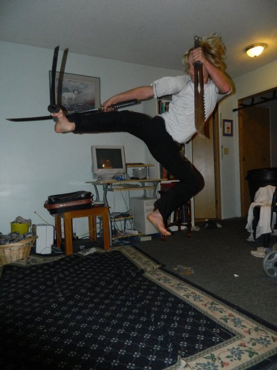 [Image: D5AxOrdUwAAlsXH.jpg:large]