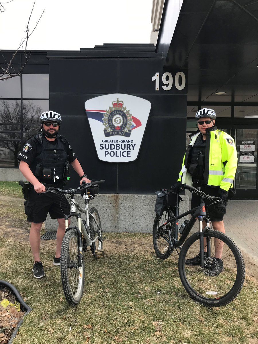 GSPS Bike Patrols have now started. We would like to remind cyclists to wear helmets and mind the rules of the road. Motorists, remember to share the road. Let's keep our roads safe for everyone. ^vt