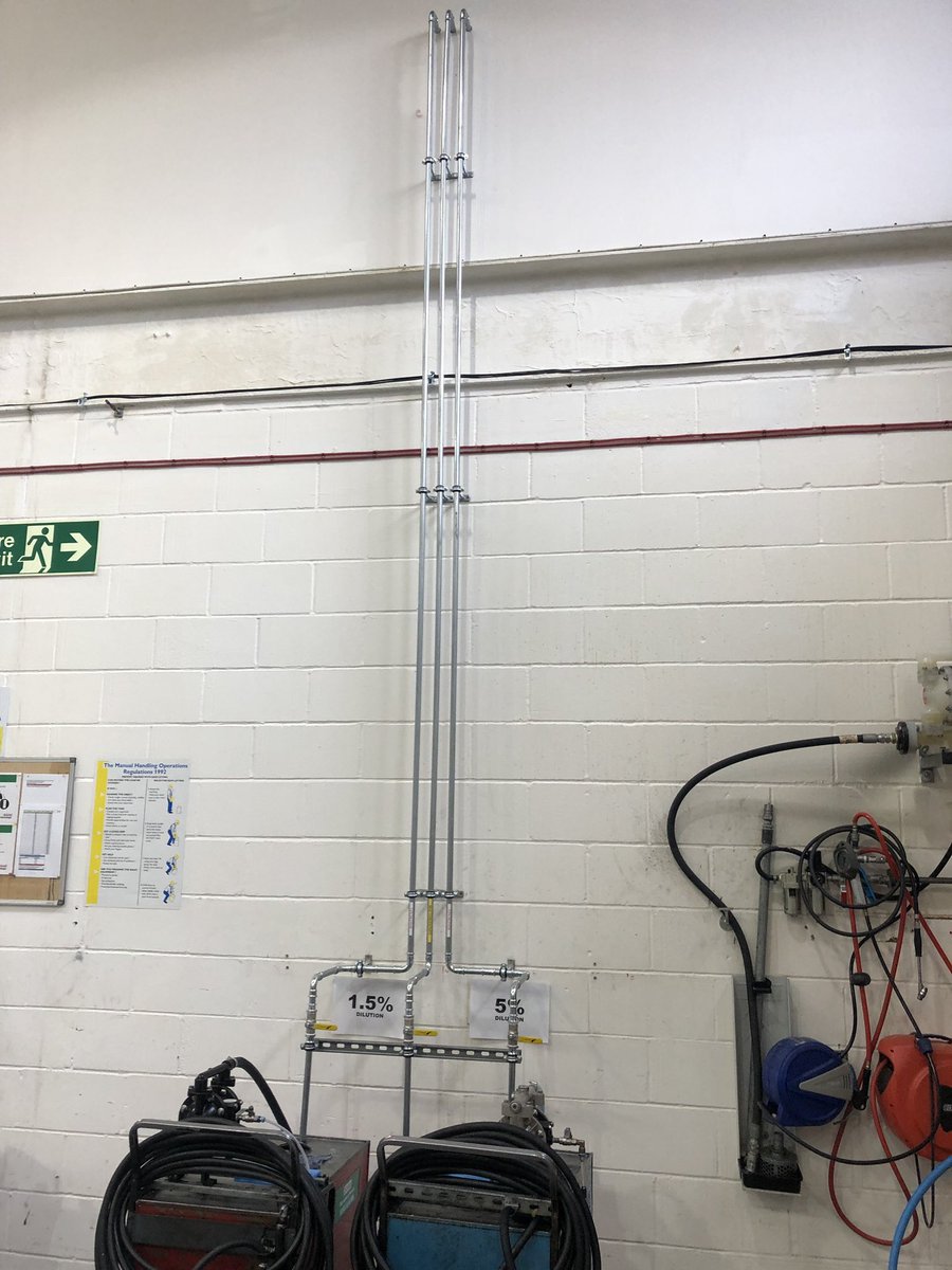 HSSONLINELTD's tweet image. New oil coolant recycling system with 5100 ltr capacity tank farm supplied and fitted in Essex. Mobile coolant bowsers in customers Own colour. Just finishing pipework and commissioning of system. #coolantsystems #freddy #machining #recycling #wasterecycling #coolant #filtration