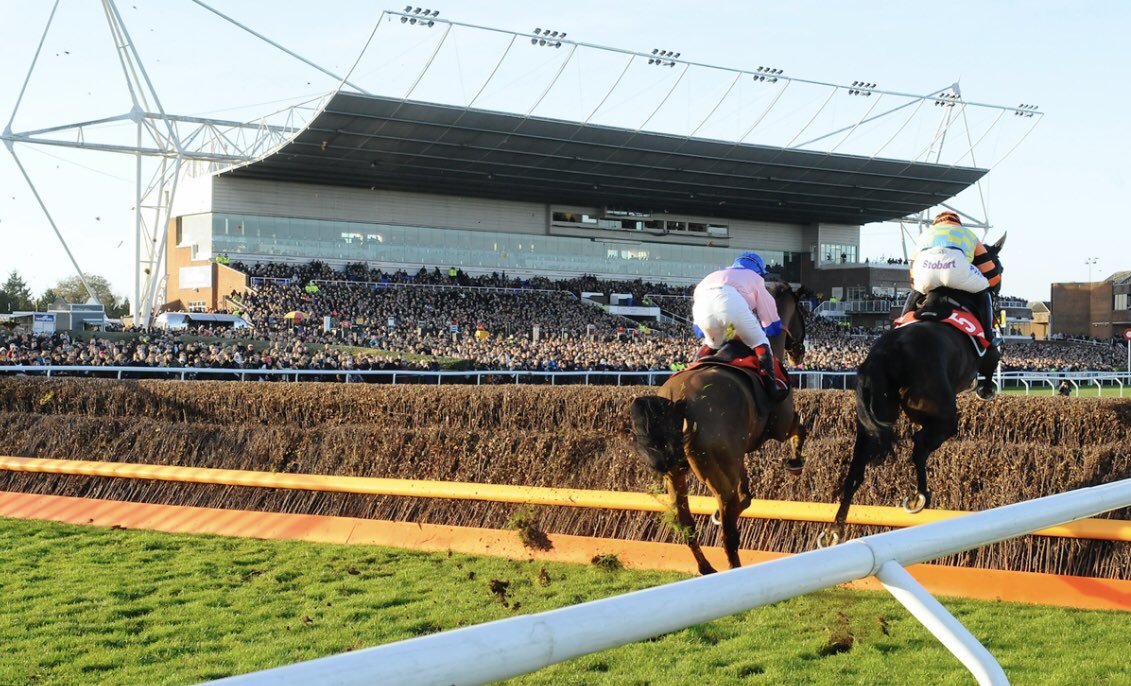 Great day at NFRC London and Southern counties AGM at Kempton Park #NFRC thank you to our hosts <a href="/BauderLtd/">Bauder Flat Roofs</a>