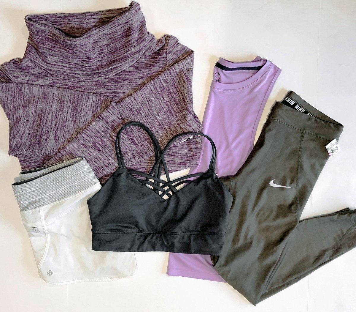 ginapluswill's tweet photo. The Twin Cities Marathon is 5 months away. Until we can be there to cheer you on from the sidelines, the least we can do is help you look cute while you train!

Nike leggings Sz S $10.99
Sports Bra Sz S $6.99
Tank Sz XS $4.99
Sweatshirt Sz M $10.99
Lululemon Shorts Sz M $14.99 https://t.co/8jXZbXvbaZ