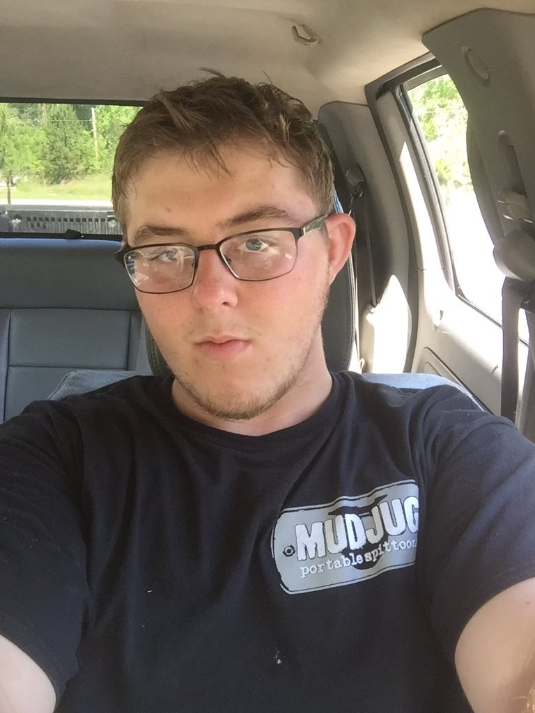 Ford__TUFF's tweet image. Repping the mudjug shirt @mudjug1 #PACKDIPSPIT👌🏻🇺🇸