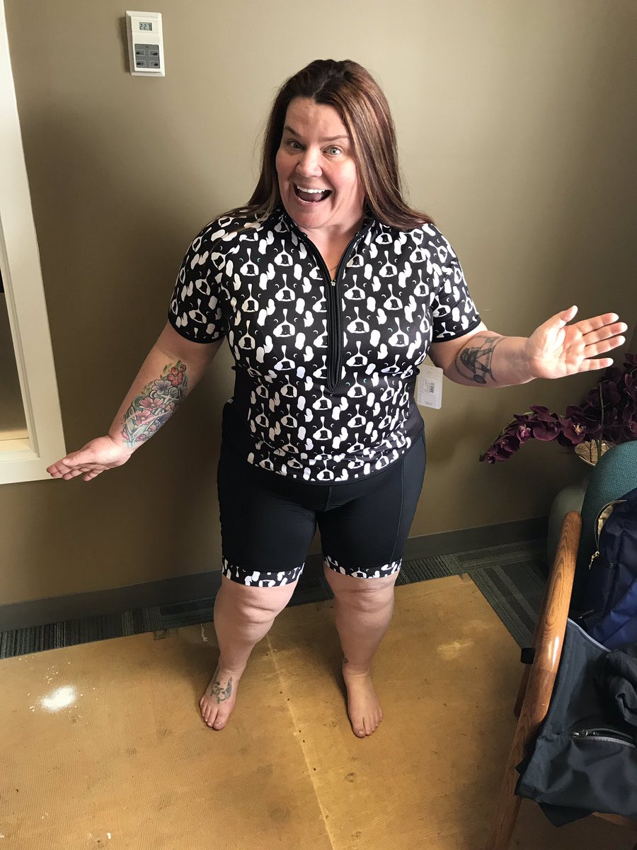 susanknight's tweet photo. First item of business when starting a new sport.. find a cute outfit. I should probably get a bike as well.. #tourdevic #trekprocity #shebeest #yyj https://t.co/yIBnJW75qE