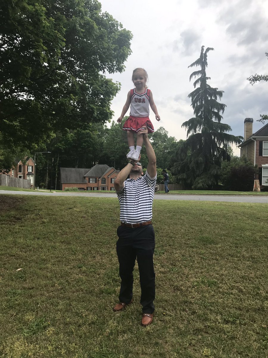 Kris10Reg's tweet photo. Hey @ICUcheer &amp; @ @usacheer, any chance you want to start a Tiny Division! Hollis Ann wants to follow in Daddy @_BPhil ‘s footsteps and represent Team USA at #ICUWORLDS  🇺🇸🇺🇸 #raisedoncheer #daddysmini #TinyTeamUSA https://t.co/6ifHKl2U4J