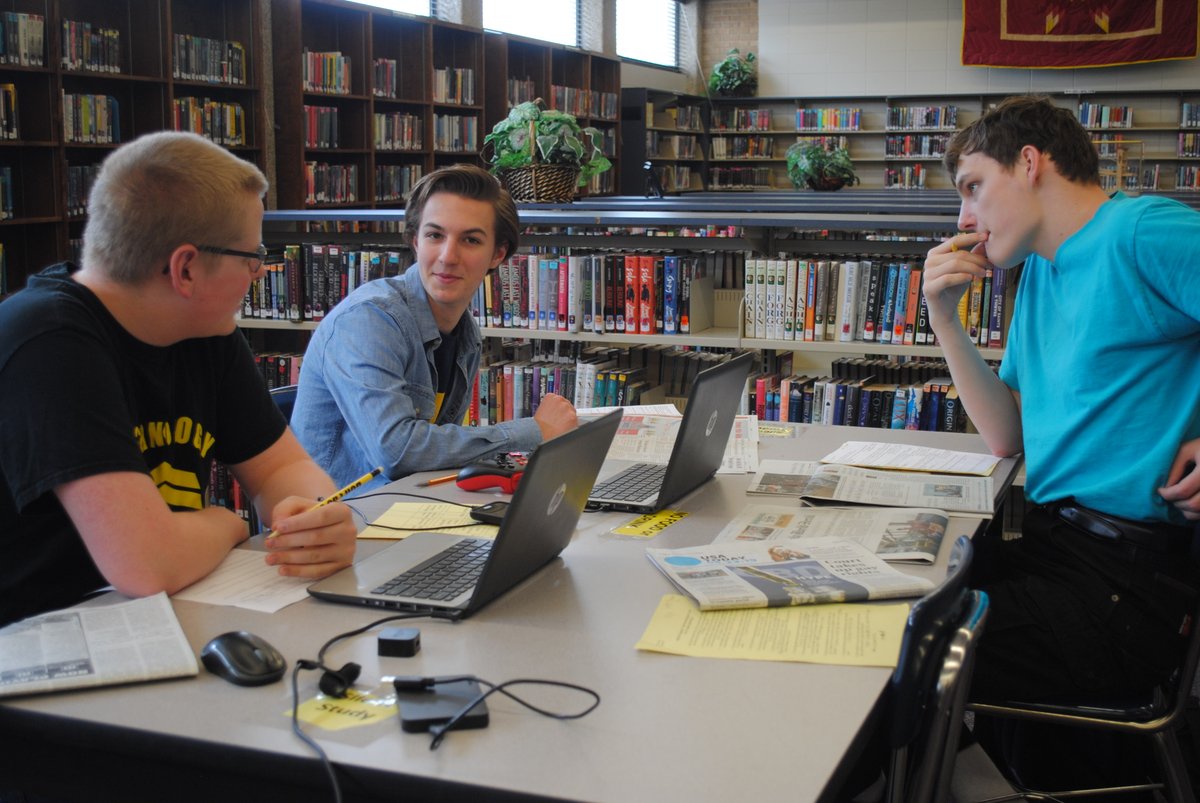 MSouthLibrary's tweet image. AP Lang visited 2nd, 3rd, &amp;amp; 4th periods today, researching as part of a bingo game.  All periods were a great example of academia.  Thank you students! @jsutfin @MSHSactivities @MSHSCommonSense @MrGMSHS @m_south_hs #LoveMPSLibraries #StudyMore