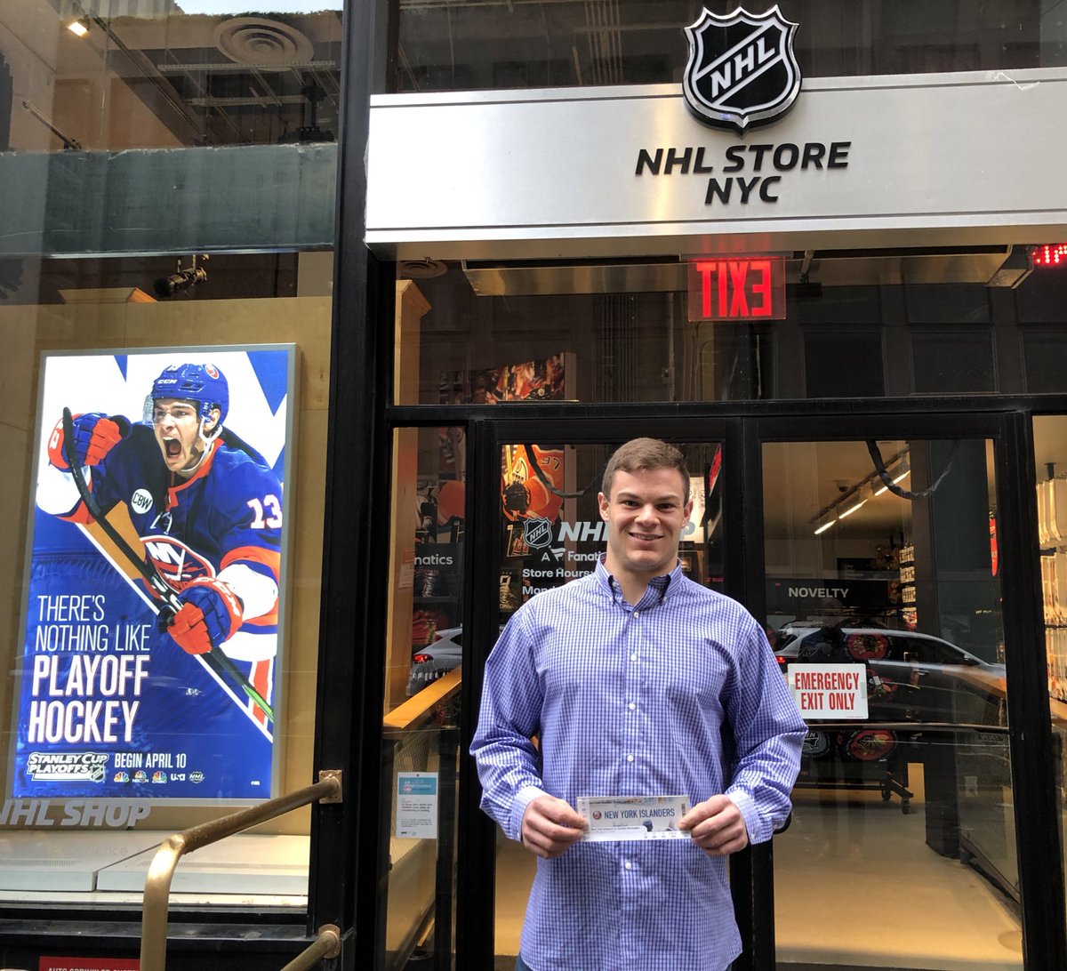 NYIslanders's tweet photo. Congratulations to Brian and Chris, our final #Isles Finders Keepers winners of the day!

Thanks for playing! Keep an 👀 out for another Finders Keepers game on the Island this weekend. 👊 https://t.co/CcwNOVKPVD