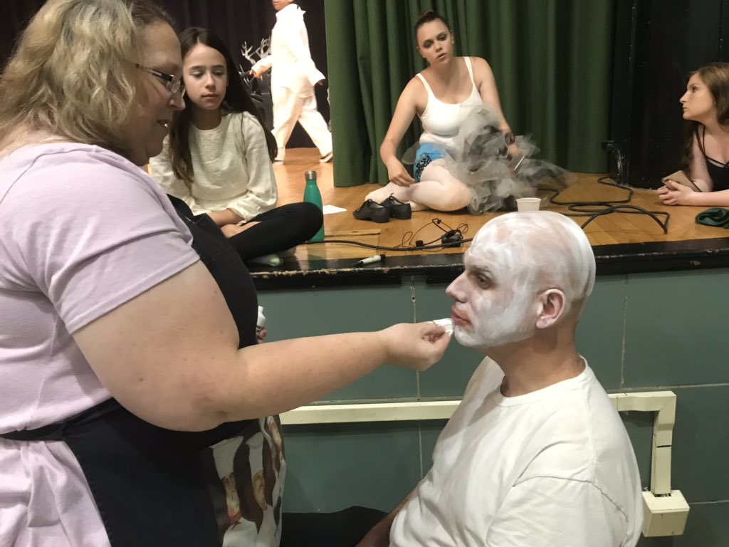 Meet Lurch from opening night of the Addams Family! Commitment and method acting at 7pm!#Bestprincipalever #Tonyawards #AddamsFamily @SRMS_Principal <a href="/StemmersRunMS/">Stemmers Run Middle</a> <a href="/BaltCoPS/">Baltimore County Public Schools</a>
