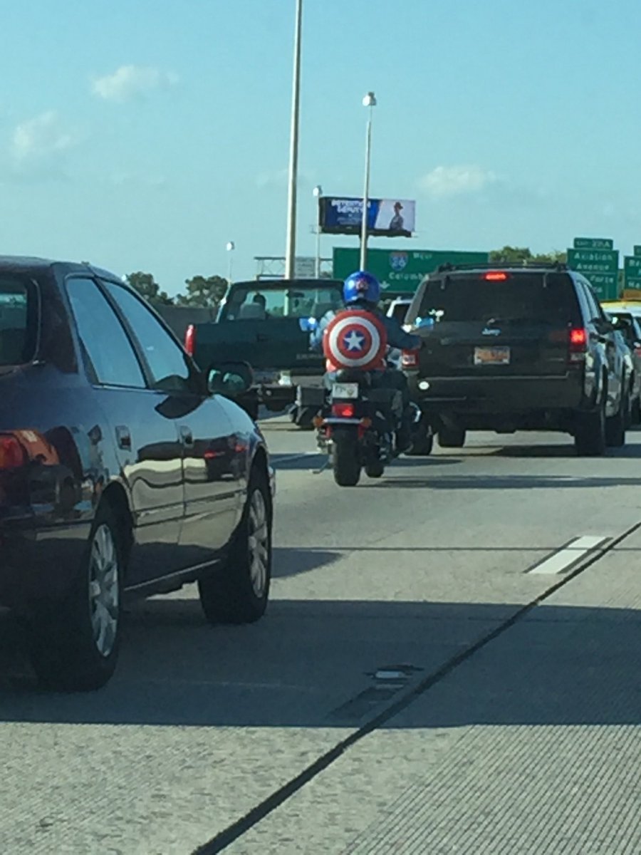 RadGamingPod's tweet photo. Even Captain America wears a helmet... 

#Avengers #AvergersEndgame #Marvel #CaptainAmerica #AvengerEndgame #podcast https://t.co/3nfHlIC2oO