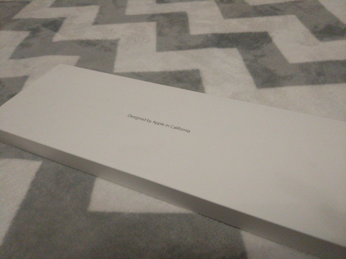 donetsk_ukrop's tweet image. Продам клаву и мышь Apple. Новый комплект, в использовании не был.
#rt #magicmouse2