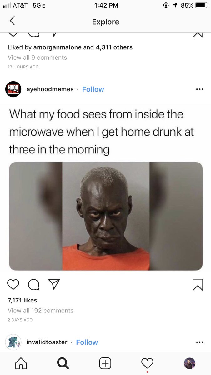 The person outside the toilet stall probably thinks I’m crazy because I’m sitting looking. at memes and scrolled onto this gem. Now Im deep belly laughing on the toilet so... 😂😂😂