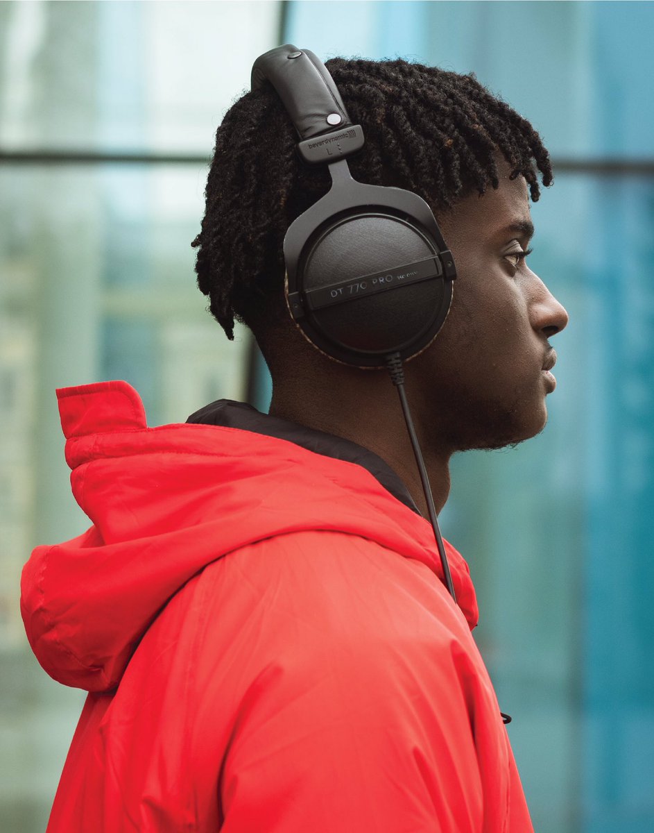 Amberationdaily's tweet photo. Blac: The Lyrical Balance @Negro_Blacc
Read Full Story, Link Below.
https://t.co/2OVv9niipU
#amberationmagazine #music #lagos #ukraine #soundcloudrapper https://t.co/7UYZ7MQuYI