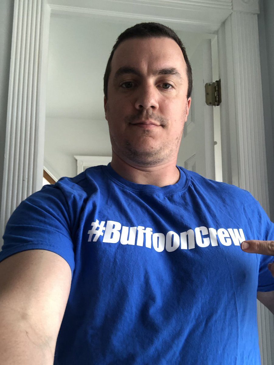 RedChairQB's tweet photo. Ready for tonight’s draft!! #Giantspride #bafooncrew @GiantInsider https://t.co/OiNbTNHyZu