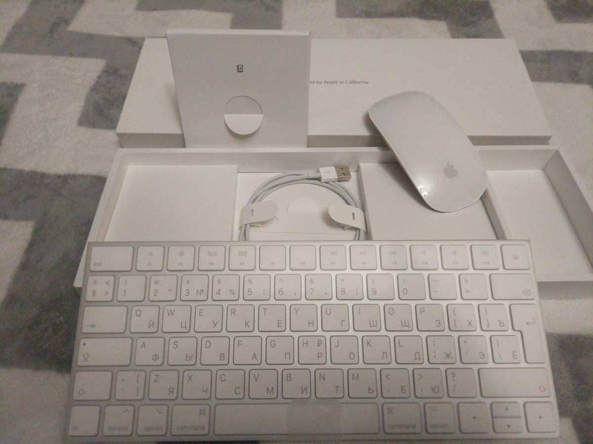 donetsk_ukrop's tweet image. Продам клаву и мышь Apple. Новый комплект, в использовании не был.
#rt #magicmouse2