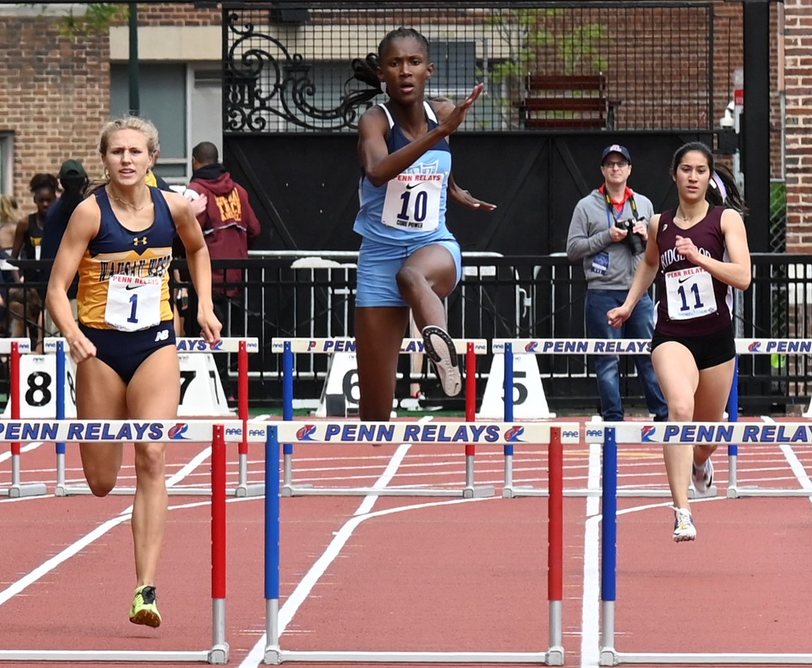nsaf_track's tweet photo. Strong girls 400H finish in heat 1 at @pennrelays, with @iaaforg World U20 finalist Brooke Jaworski 2nd 58.62 to Jamaican standout Lashanna Graham 58.02! https://t.co/2nvnDtuVQT